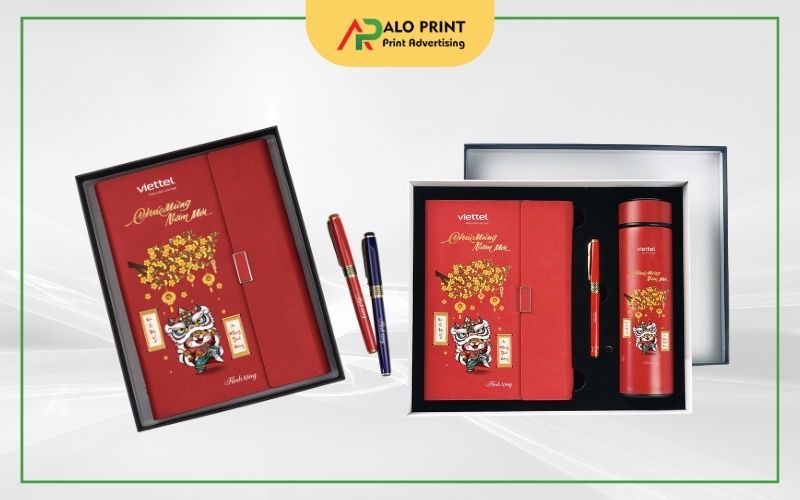 Sổ tay và bộ văn phòng phẩm Tết
