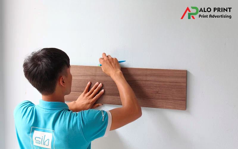 Bước 1: Đo và đánh dấu vị trí treo Bước 1: Đo và đánh dấu vị trí treo